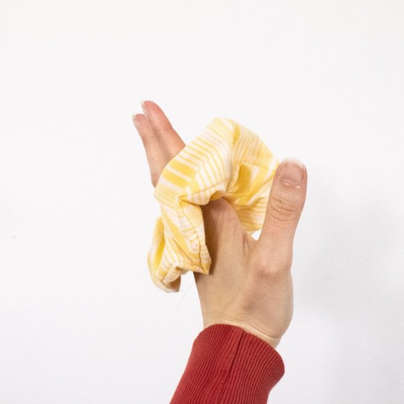 *Yellow Striped Scrunchie - Picture 1 of 6